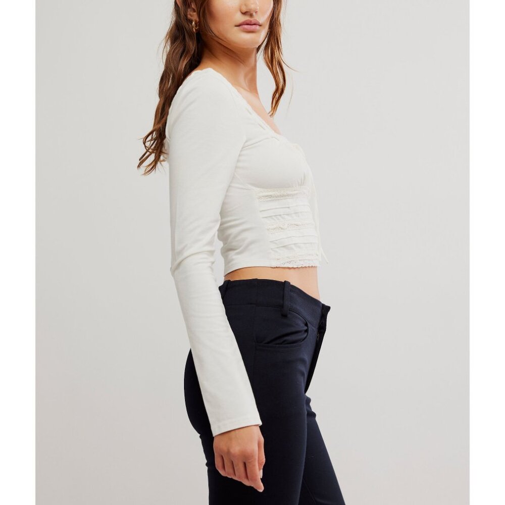 🎉LAST CHANCE🎉 FREE PEOPLE Scarlet Smocked Long Sleeve / Clean Ivory - Picture 6 of 9